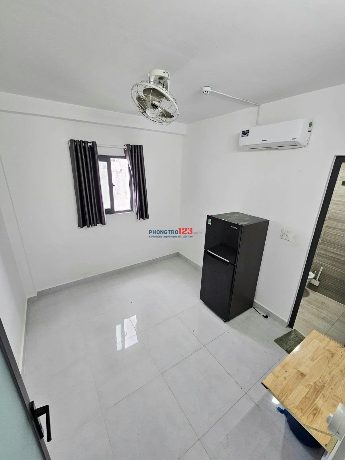 Căn Hộ View Cửa Sổ Landmark - Nhà thang máy, hầm xe, bùi Đình Túy - Chỉ tính điện và nước