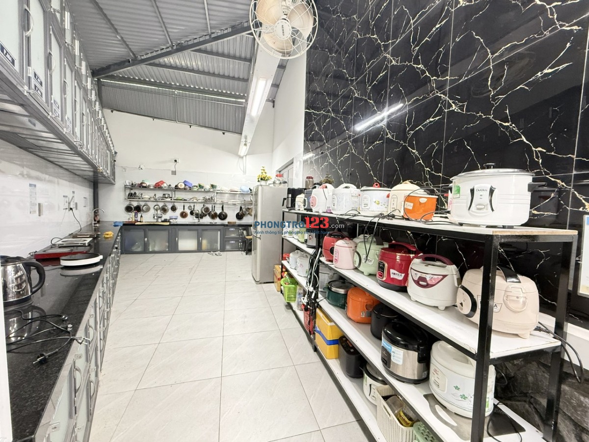 KTX nam cao cấp, phòng 4 bao trọn gói sát HUB, SPKT chỉ 400m