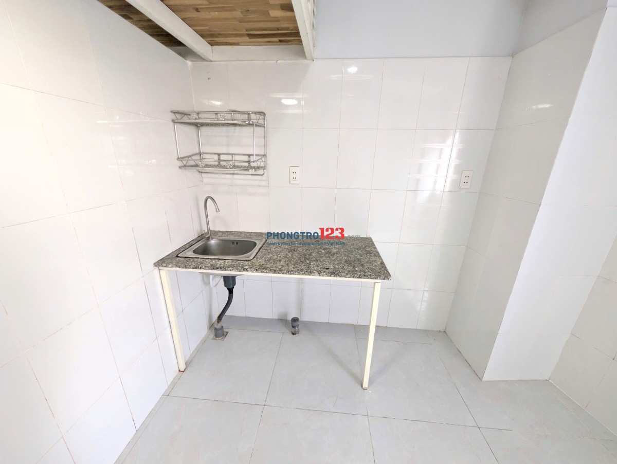 Chính chủ cho thuê, sẵn máy lạnh, cửa sổ cực thoáng | SÁT ĐH CẢNH SÁT ND CS2