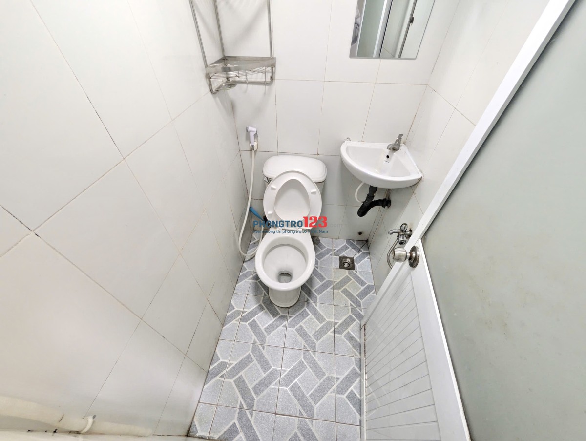 Chính chủ cho thuê, sẵn máy lạnh, cửa sổ cực thoáng | SÁT ĐH CẢNH SÁT ND CS2