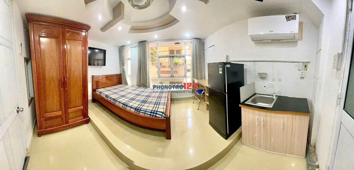 Phòng cao cấp, đầy đủ tiện nghi. Gần đài truyền hình và trường Khoa Học Xã Hội & Nhân Văn 200 mét.