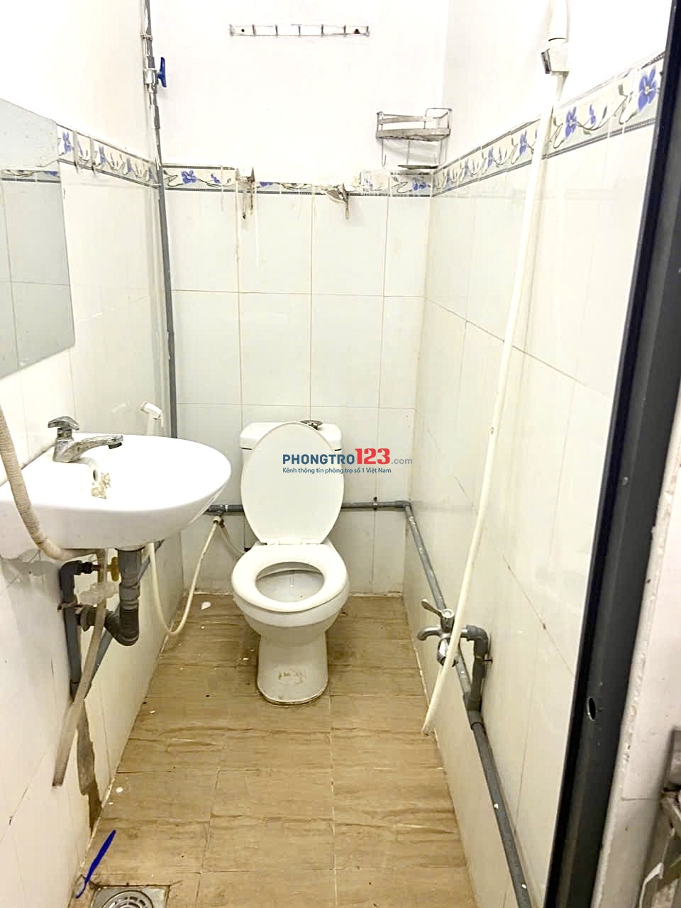 Phòng trọ giá rẻ đối diện bến xe miền tây