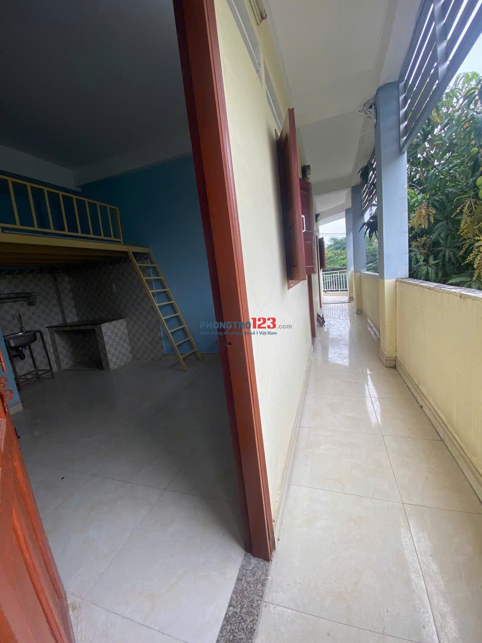 PHÒNG TRỌ GÁC LỬNG 25m² – MẶT TIỀN MAN THIỆN – HÀNH LANG BAN CÔNG RỘNG – 3.6TR