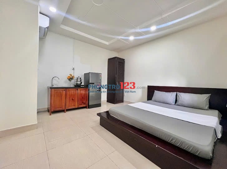 Phòng cho thuê đầy đủ nội thất Quận 7, thoáng mát, có thang máy