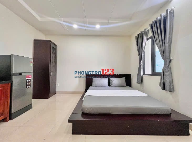 Phòng cho thuê đầy đủ nội thất Quận 7, thoáng mát, có thang máy