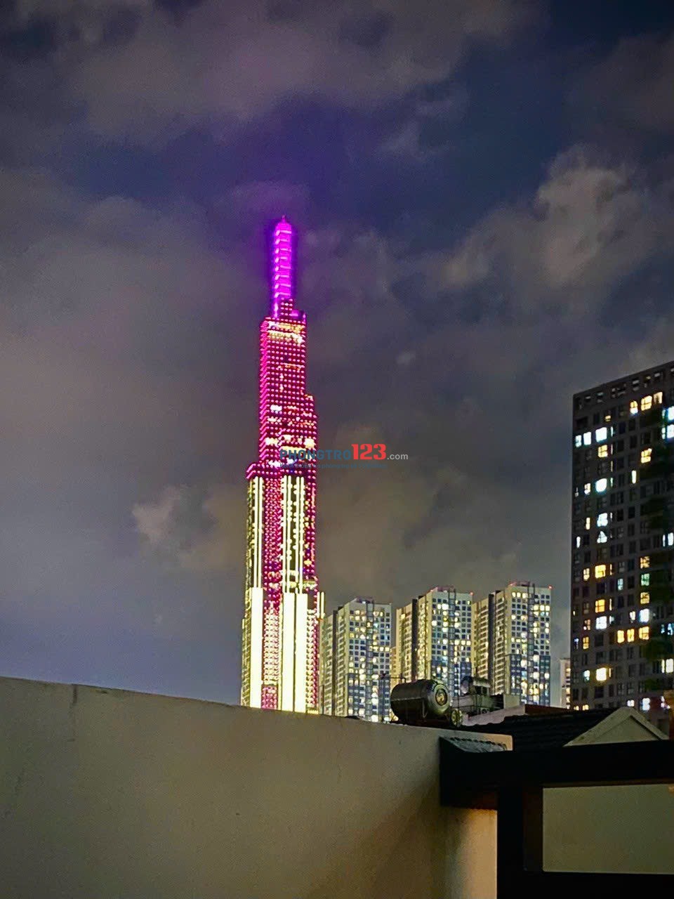 CHO THUÊ PHÒNG CỬA SỔ VÕ OANH -View Lanmark 81-Nội thất,PCCC cao cấp