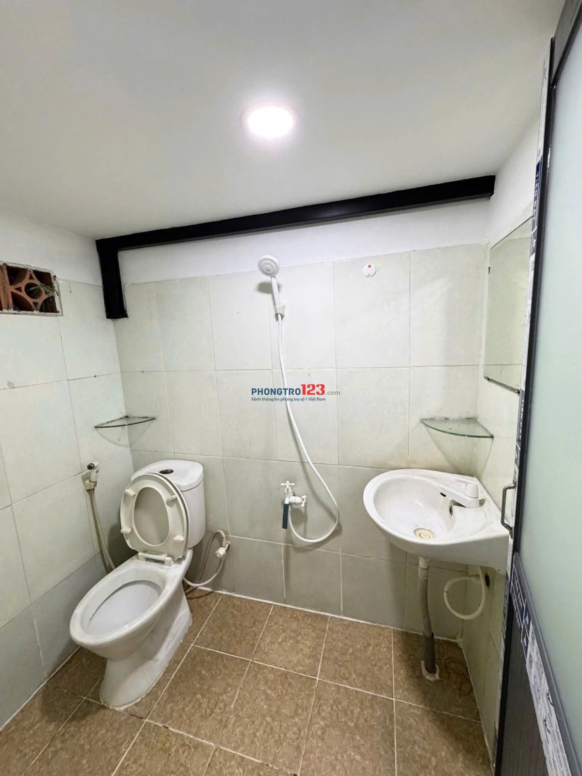 Tìm nữ văn phòng ở phòng có gác sạch sẽ yên tĩnh an ninh