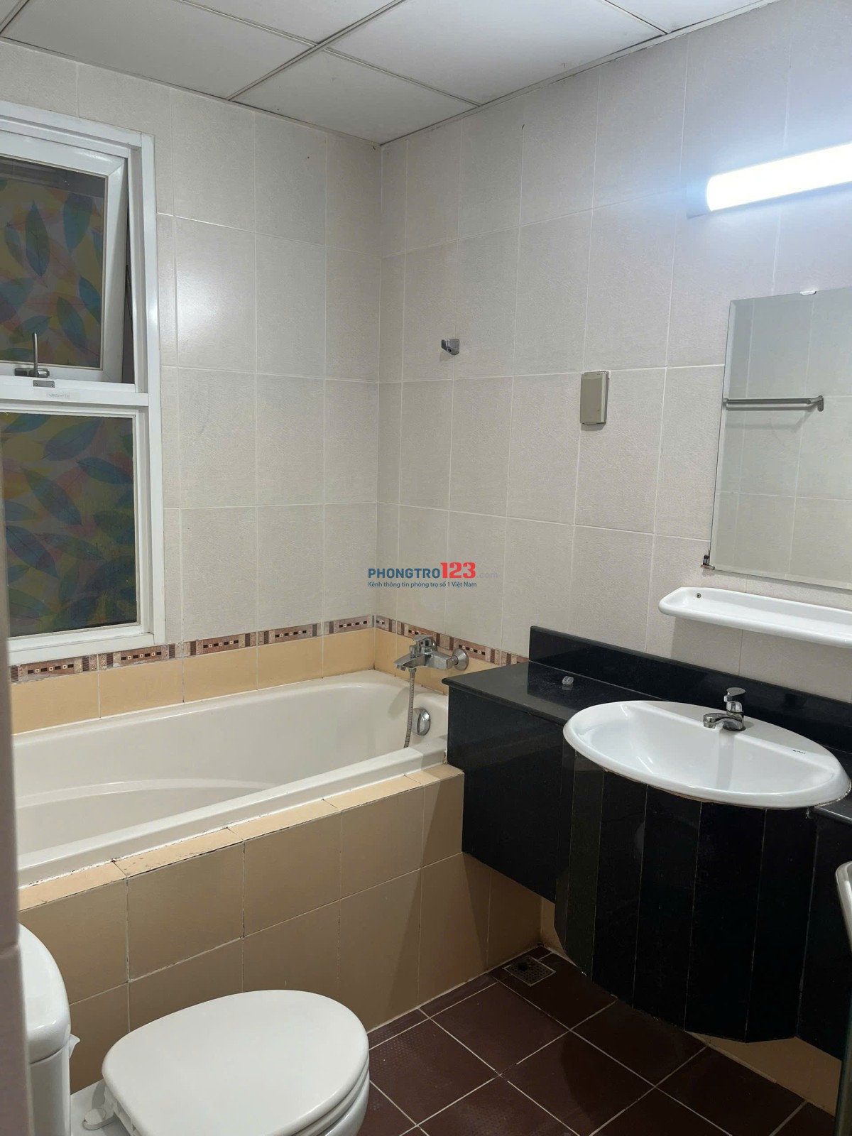 Chung cư Satra Eximland, Phú Nhuận: 90m2, 2PN, 2wc, 16tr5/tháng