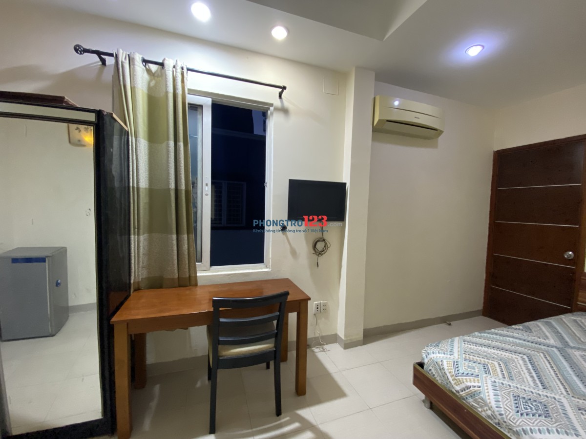 Phòng cao cấp, đầy đủ tiện nghi. Gần đài truyền hình và trường Khoa Học Xã Hội & Nhân Văn 200 mét.