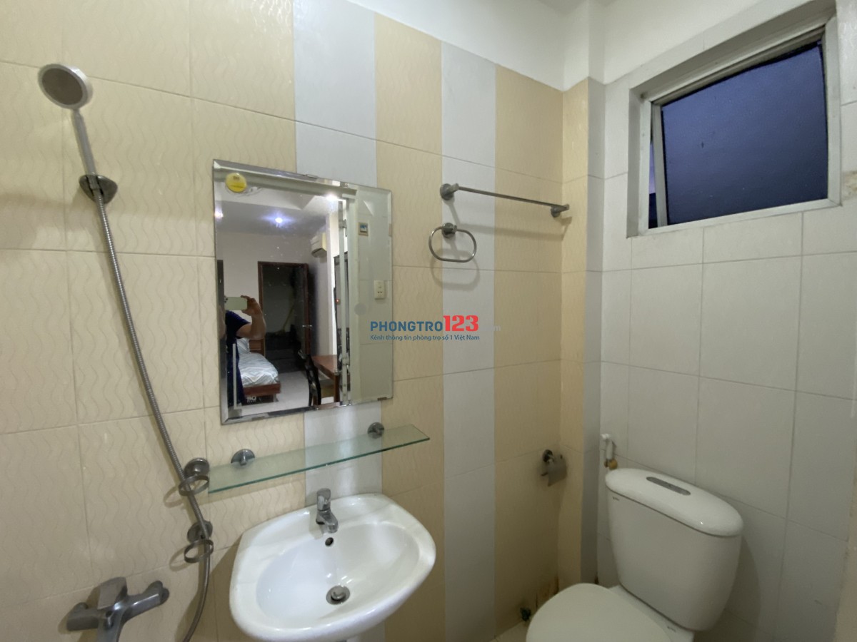 Phòng cao cấp, đầy đủ tiện nghi. Gần đài truyền hình và trường Khoa Học Xã Hội & Nhân Văn 200 mét.