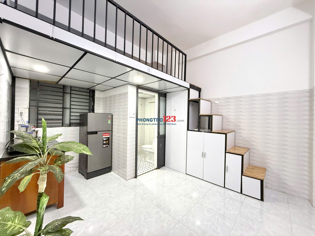 PHÒNG GÁC LỬNG THOÁNG MÁT CẠNH ĐH BÁCH KHOA, CÓ BẢO VỆ