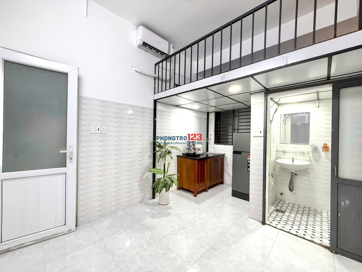 PHÒNG GÁC LỬNG THOÁNG MÁT CẠNH ĐH BÁCH KHOA, CÓ BẢO VỆ