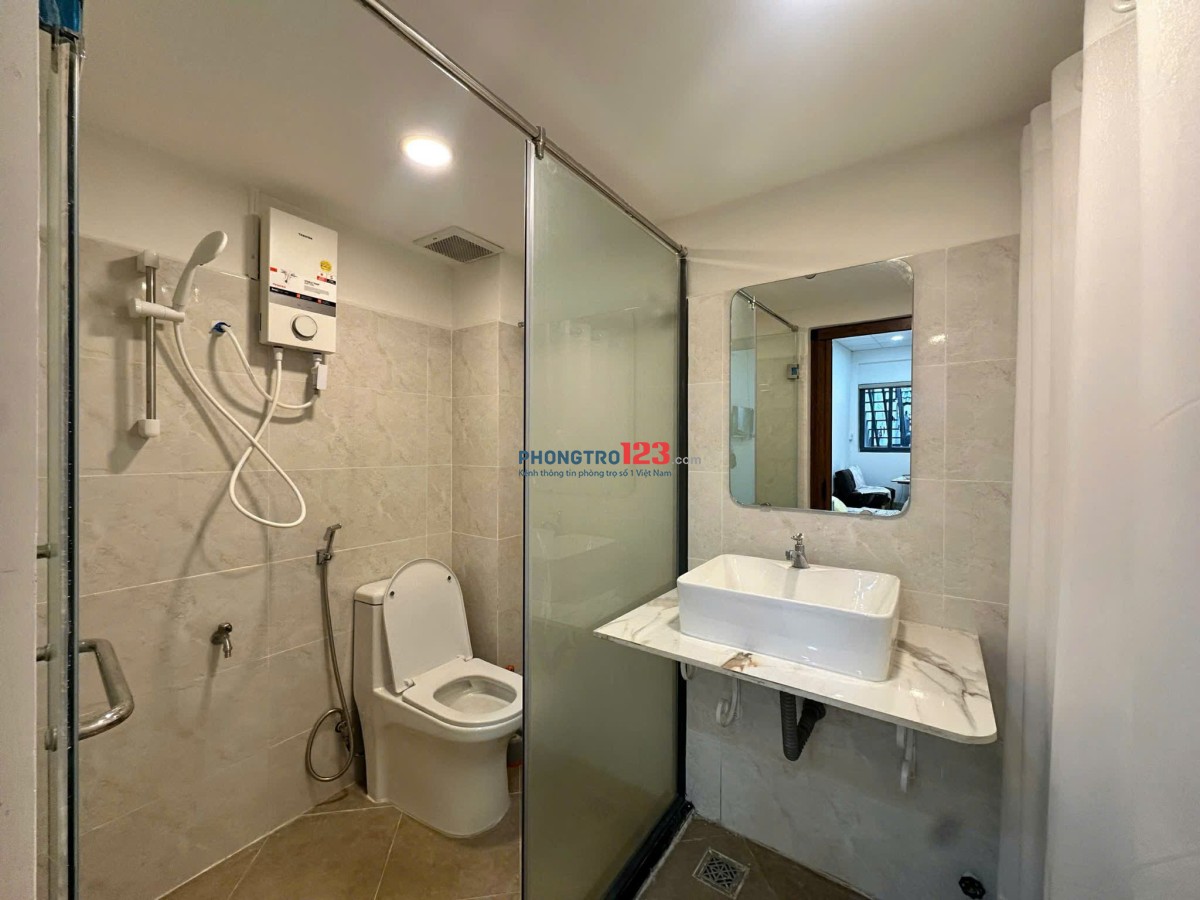 Cho thuê căn hộ mới xây đẹp đầy đủ nội thất Quận 7 dọn vào ở ngay