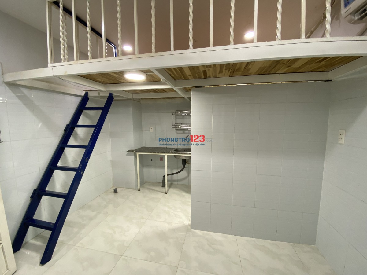 Có máy lạnh giá rẻ, ngay ĐH cảnh sát, HUB chỉ 5p đi xe