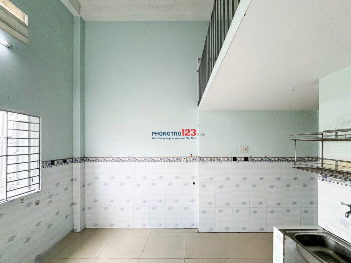 Cho thuê phòng trọ có ban công riêng, gần Kha Vạn Cân – Cầu vượt Linh Xuân