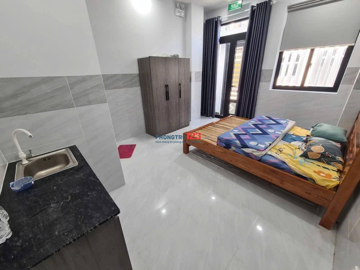 Cho thuê CHDV đậu được ôtô trước phòng, hẻm 140 Vườn Lài, An Phú Đông, 20m2