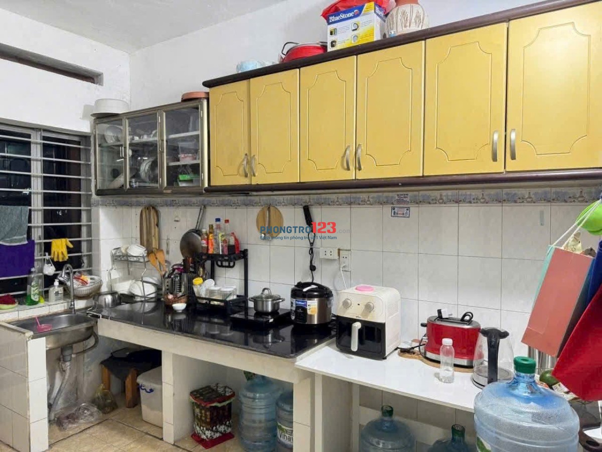 Chung cư Lakai, Nguyễn Tri Phương, Q5: 75m2, 2p ngủ, nhà mới, 9tr/th