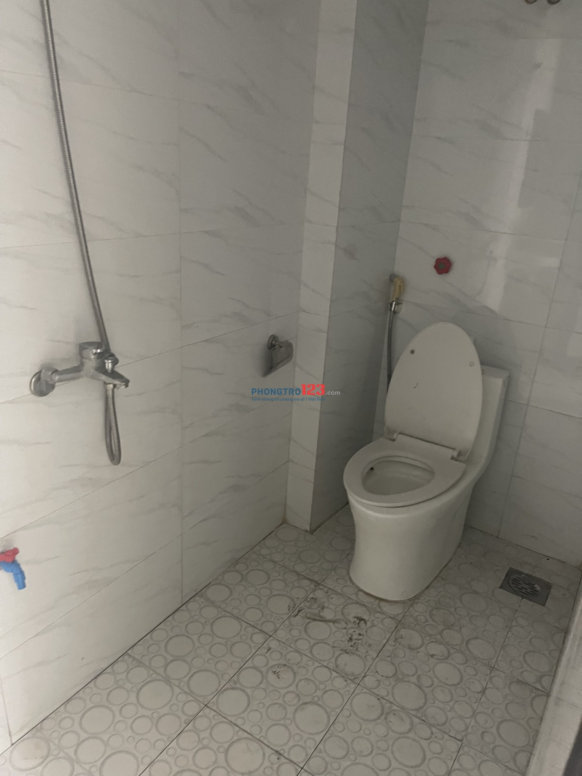 Cho thuê phòng ( 1K + 1N) đường ôtô, Khu đấu giá yên xá,Hà Đông,gần viện 103, ĐH kiến trúc