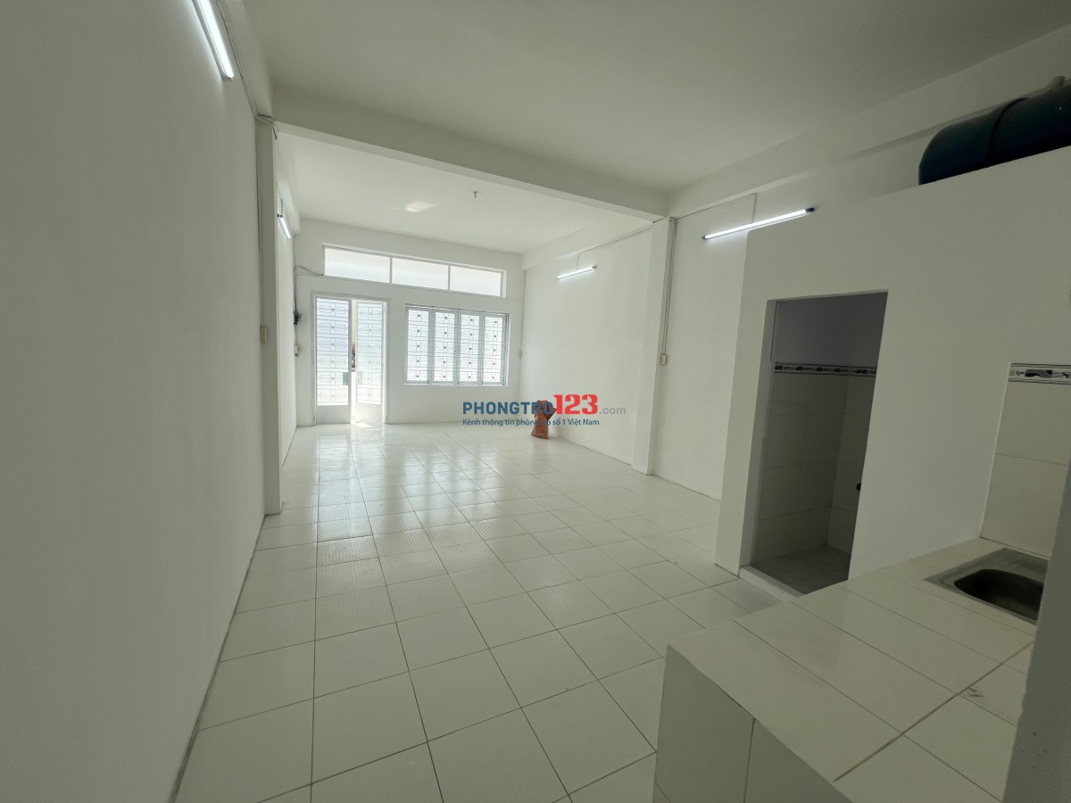 Cho thuê nhà khu vực quận 5 (Gần bưu điện quận 5, chợ kim biên)