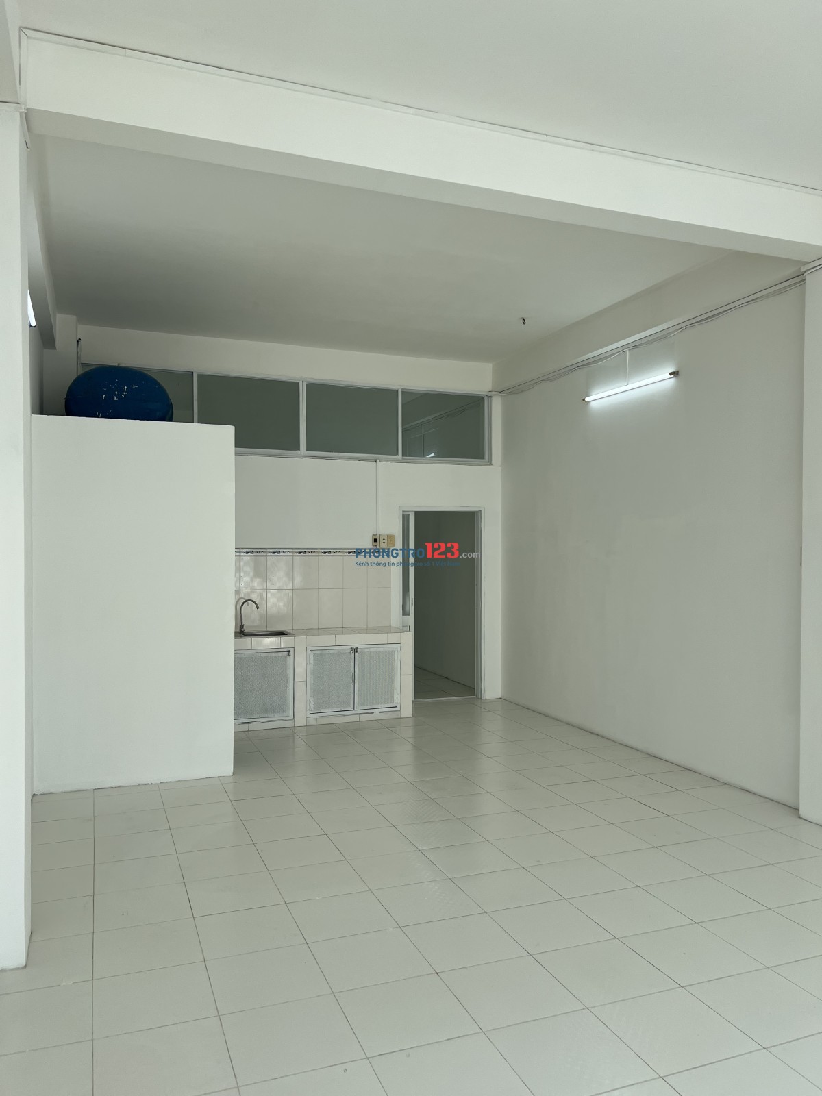 Cho thuê nhà khu vực quận 5 (Gần bưu điện quận 5, chợ kim biên)