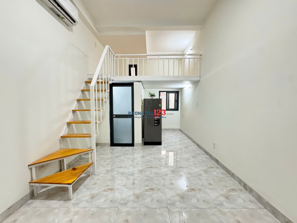 PHÒNG BAN CÔNG 25m2 FULL TIỆN NGHI GẦN NGÃ TƯ 7 HIỀN