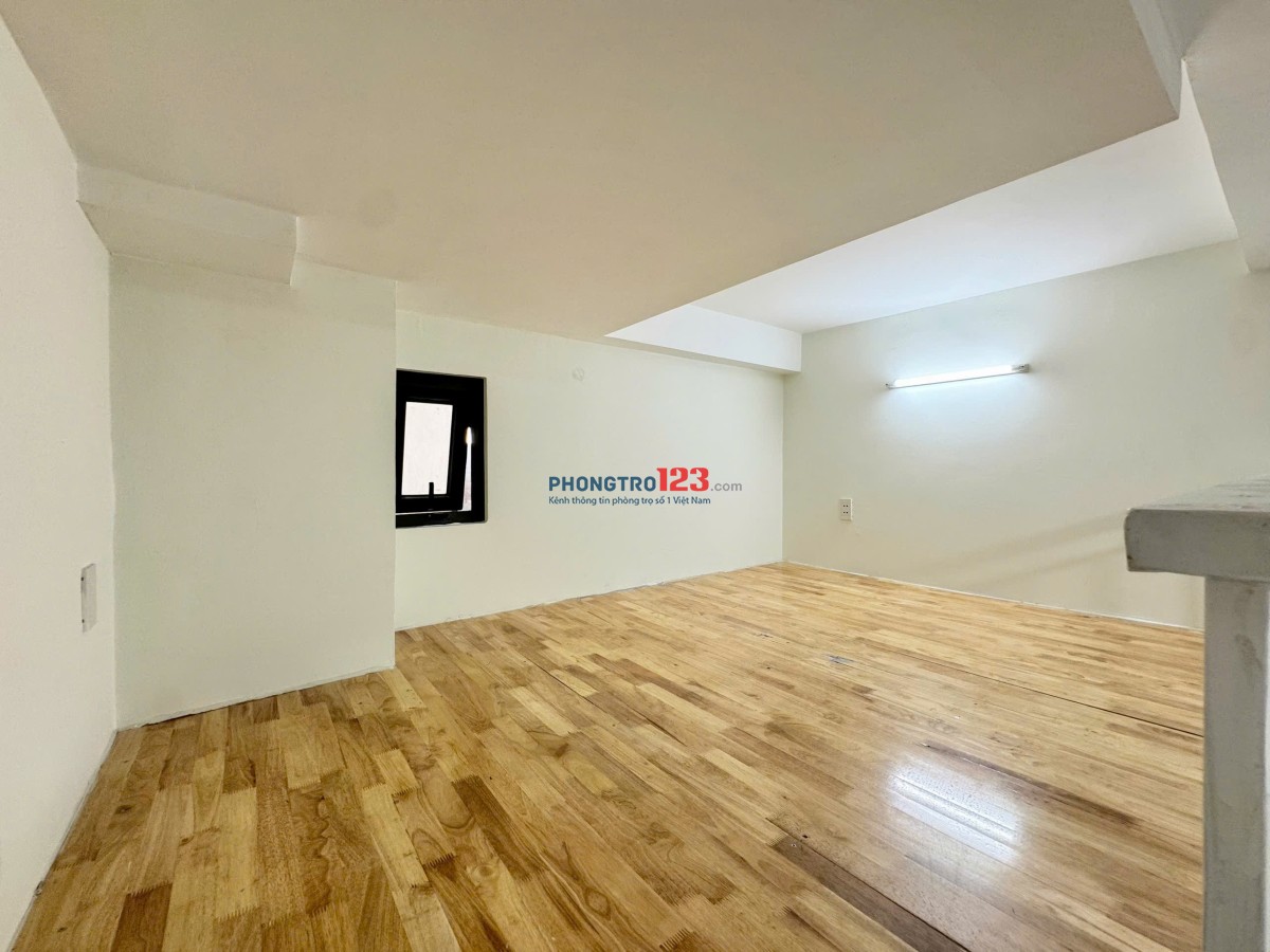 PHÒNG BAN CÔNG 25m2 FULL TIỆN NGHI GẦN NGÃ TƯ 7 HIỀN