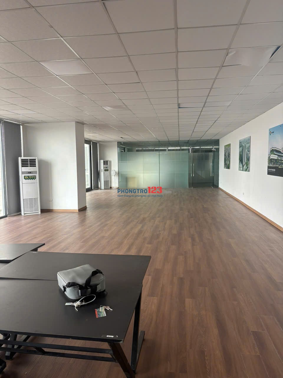 Cho thuê mặt bằng tai 103 usilk