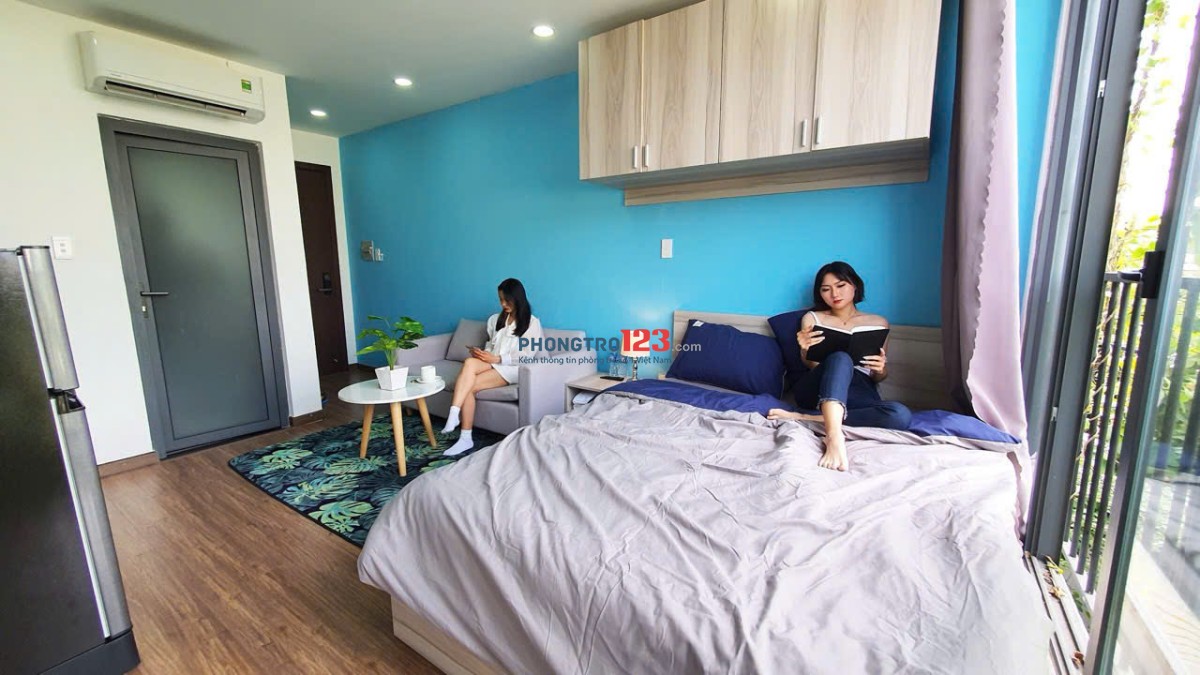 PHÒNG TRỌ BÌNH THẠNH FULL NỘI THẤT BAN CÔNG THOÁNG MÁT 35m2 GẦN NGÃ TƯ HÀNG XANH, ĐH HIU,UEF, HUTECH