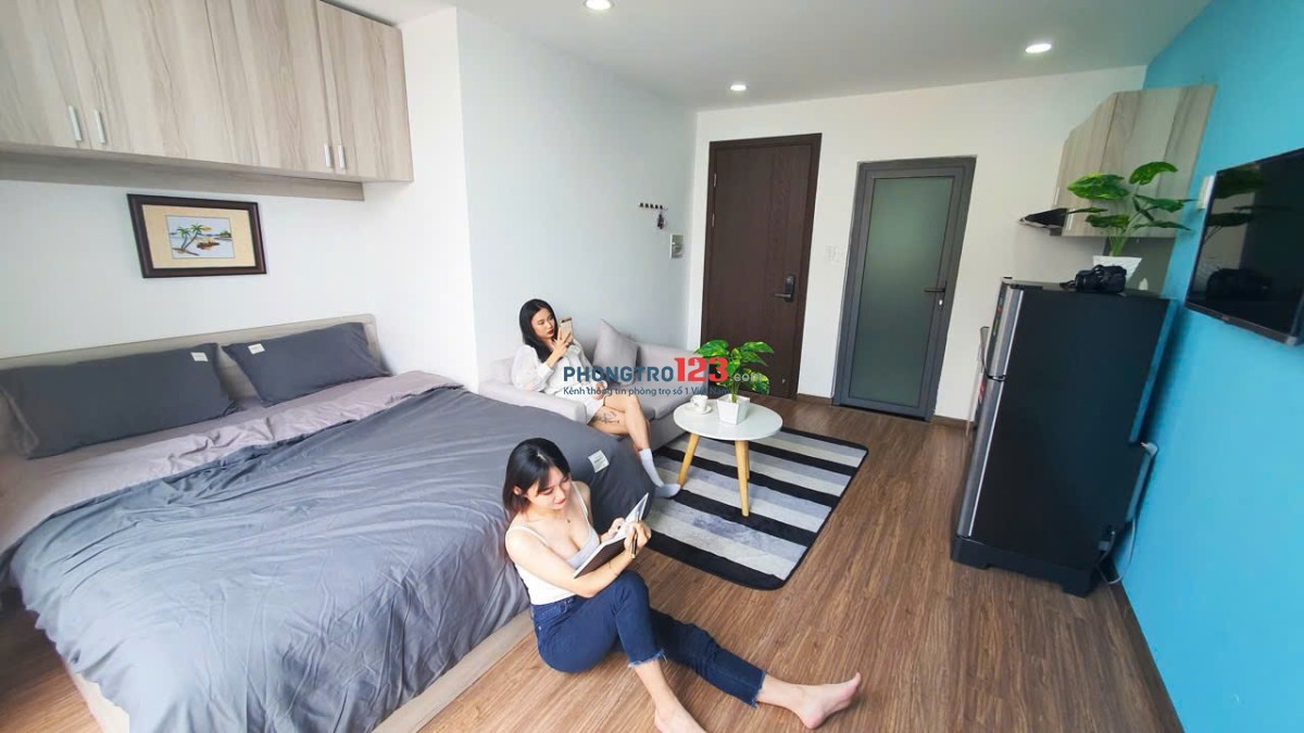 PHÒNG TRỌ BÌNH THẠNH FULL NỘI THẤT BAN CÔNG THOÁNG MÁT 35m2 GẦN NGÃ TƯ HÀNG XANH, ĐH HIU,UEF, HUTECH