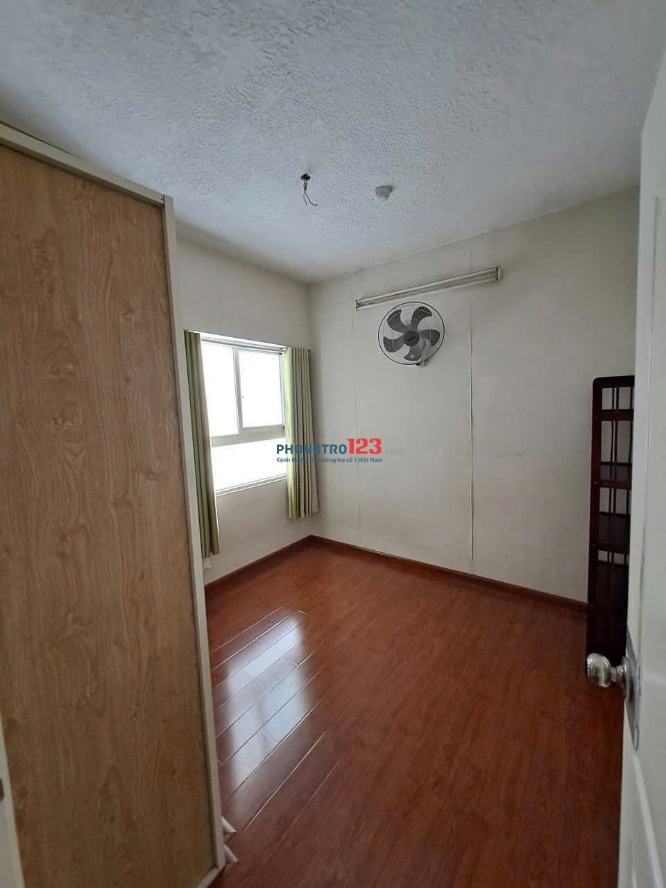 Chung cư Vĩnh VIễn, Q10: nhà mới, 75m2, 2p ngủ, nội thất, 9triệu