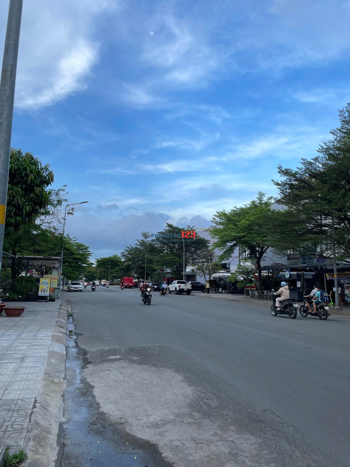 CHO THUÊ PHÒNG MẶT TIỀN ĐƯỜNG HUY CẬN KDC GIA HOÀ - KHANG ĐIỀN Q9