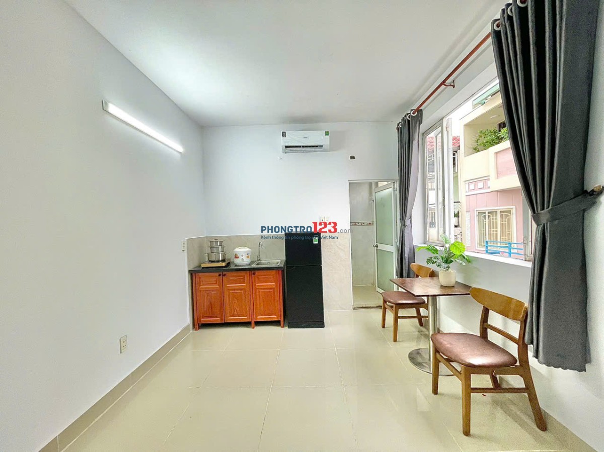 PHÒNG CỬA SỔ THOÁNG GẦN ĐH VĂN LANG - CẦU BÌNH LỢI