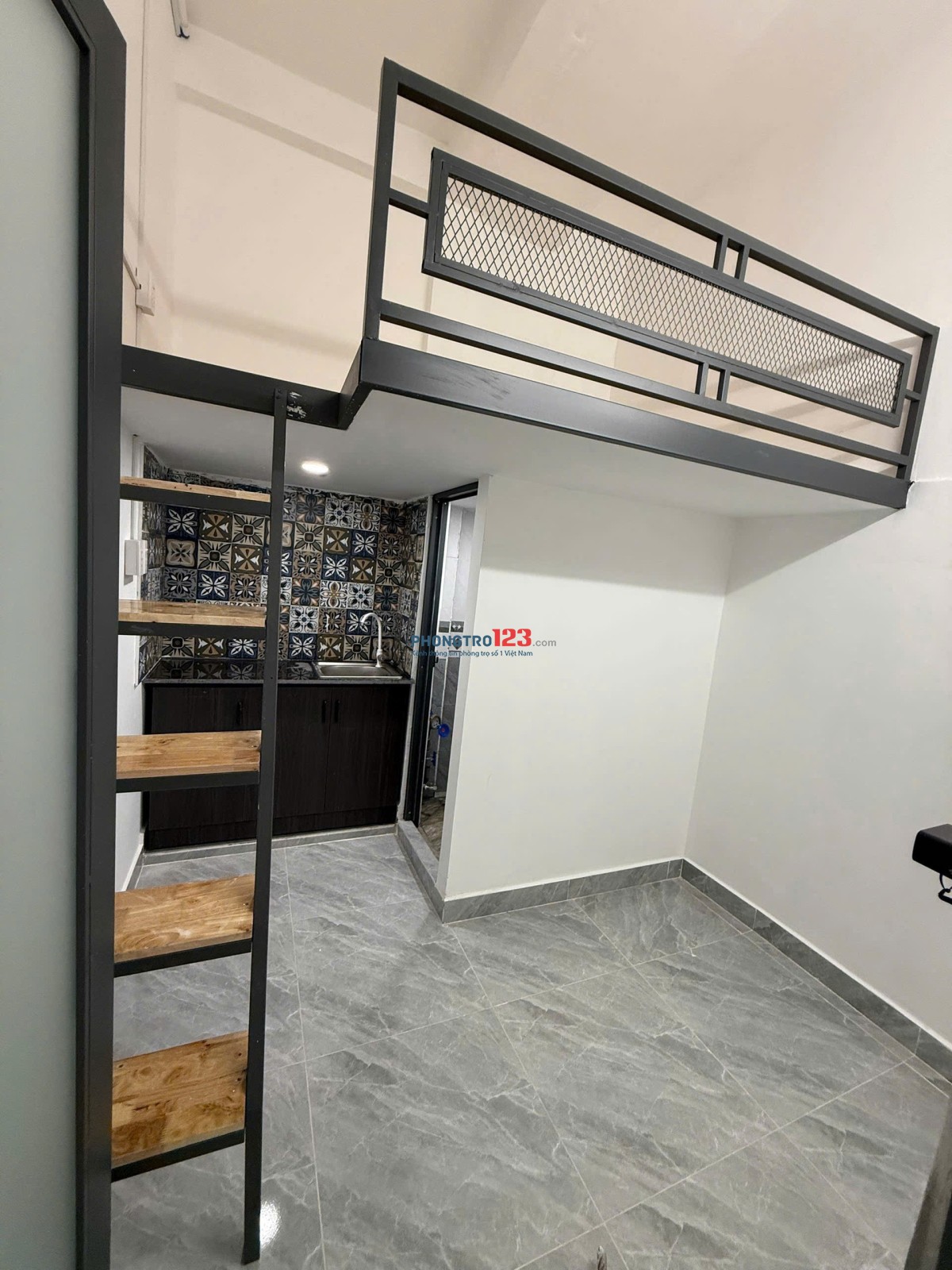 Phòng cho thuê ngay vòng xoay Phạm Văn Đồng giám chỉ từ 2xxx