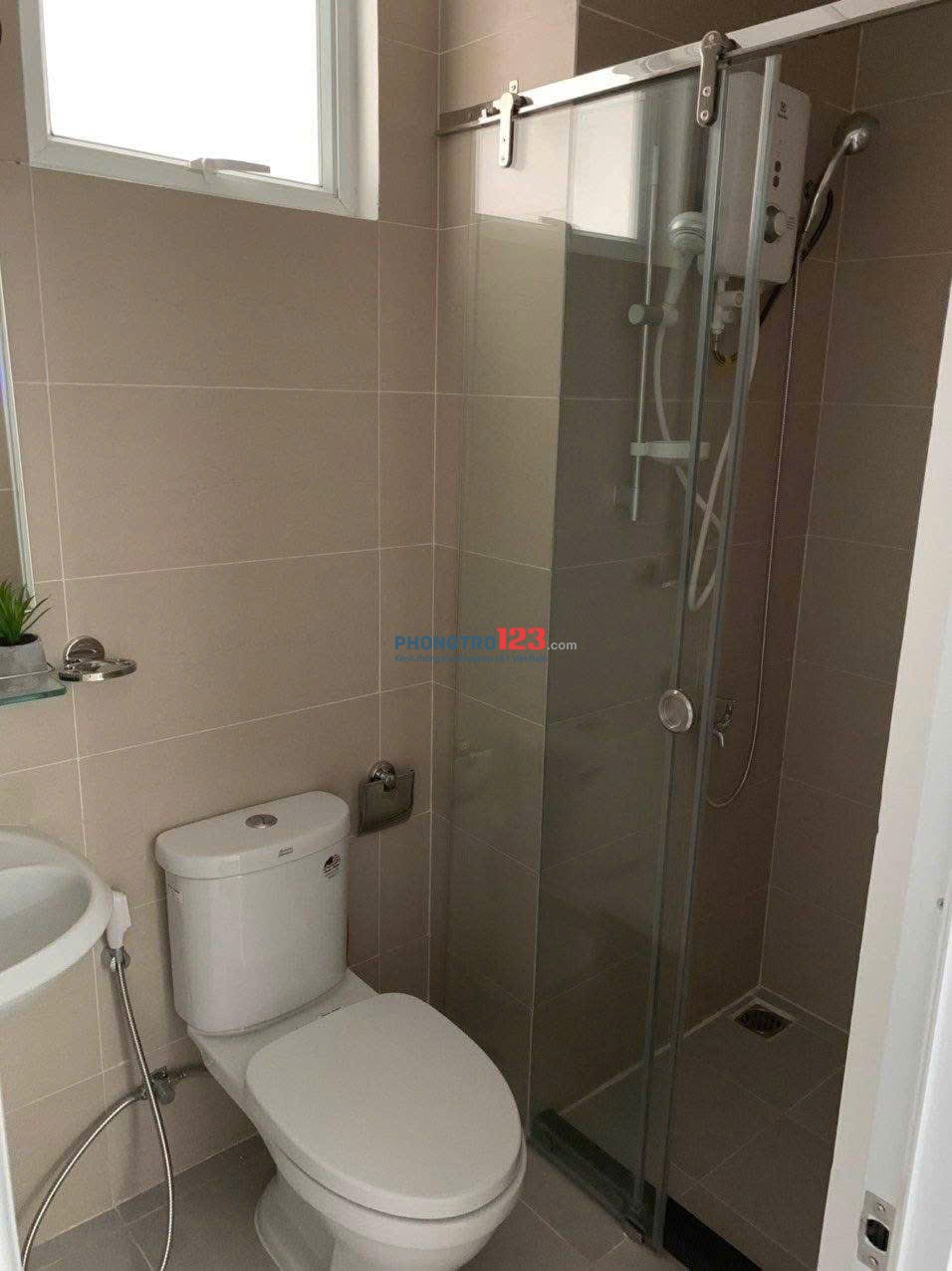 C/c Carillon 5, Lũy Bán Bích 75m2, 2PN, 2WC, Bancong, 11tr/th