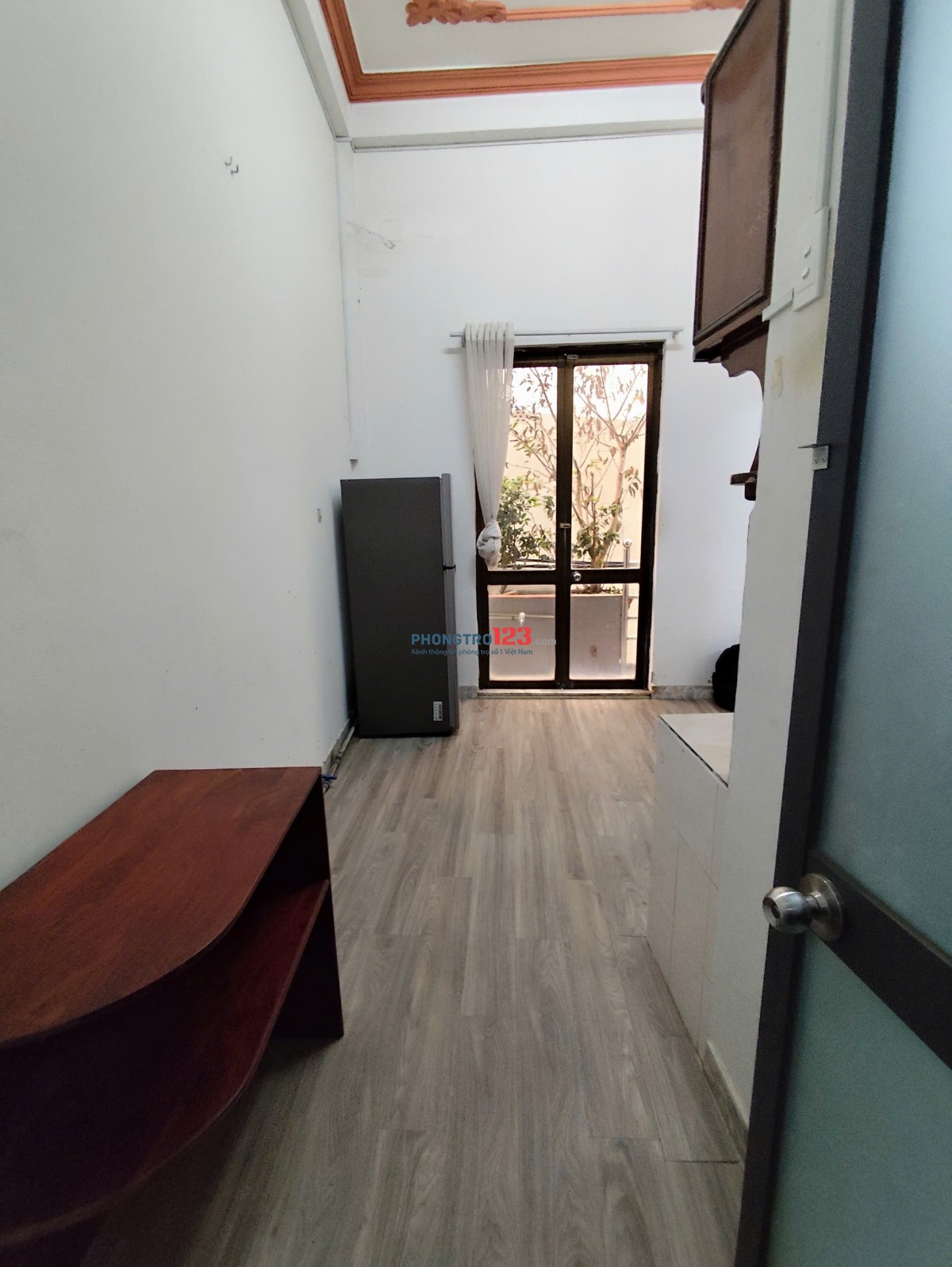 CHDV 1PN tách bếp ban công cửa sổ-Ng Trọng Tuyển PN