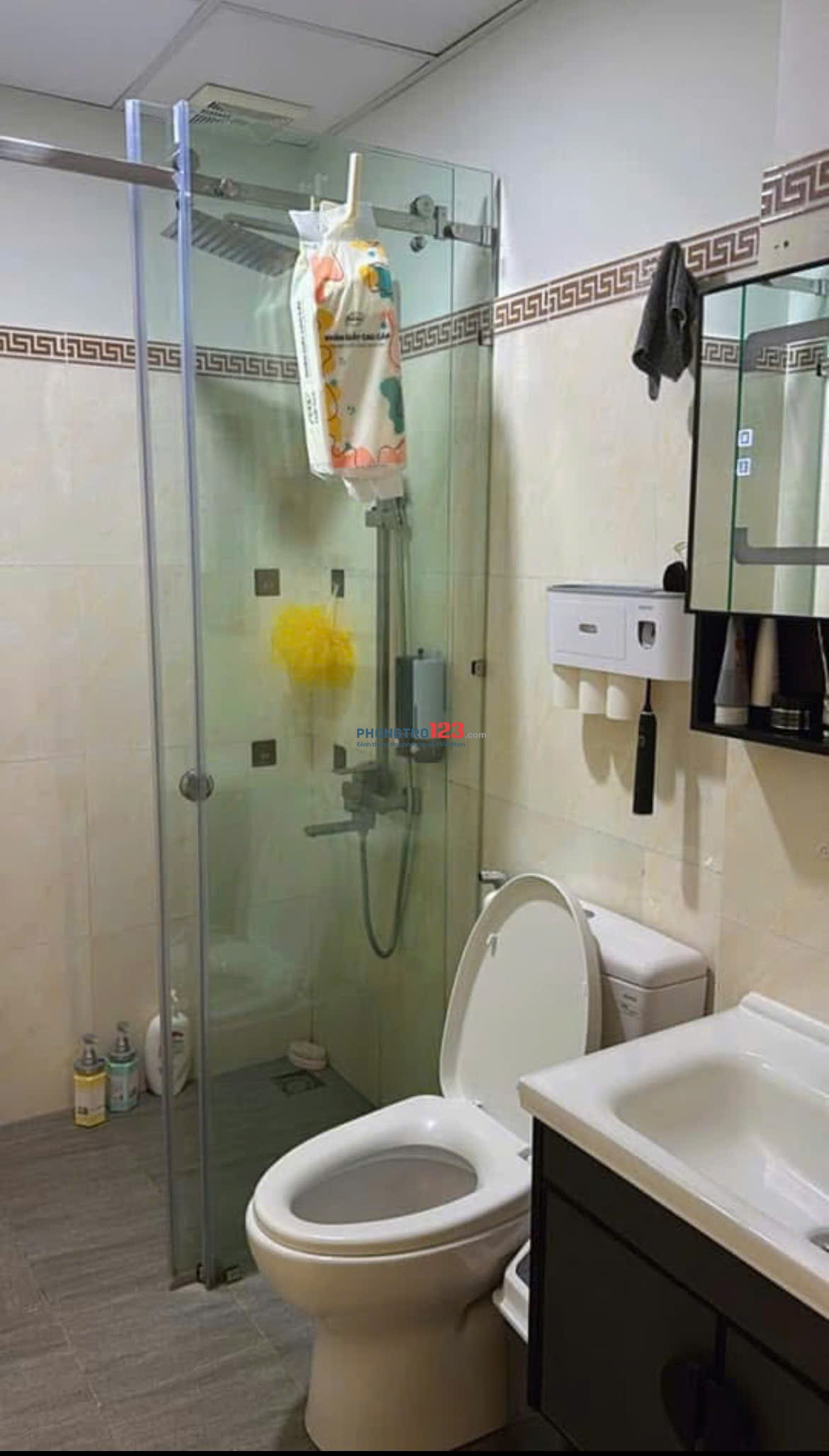 C/c Carillon 2, Trịnh Đình Thảo,Hòa Thạnh, TP: 78m2, 2p ngủ, 11tr/th