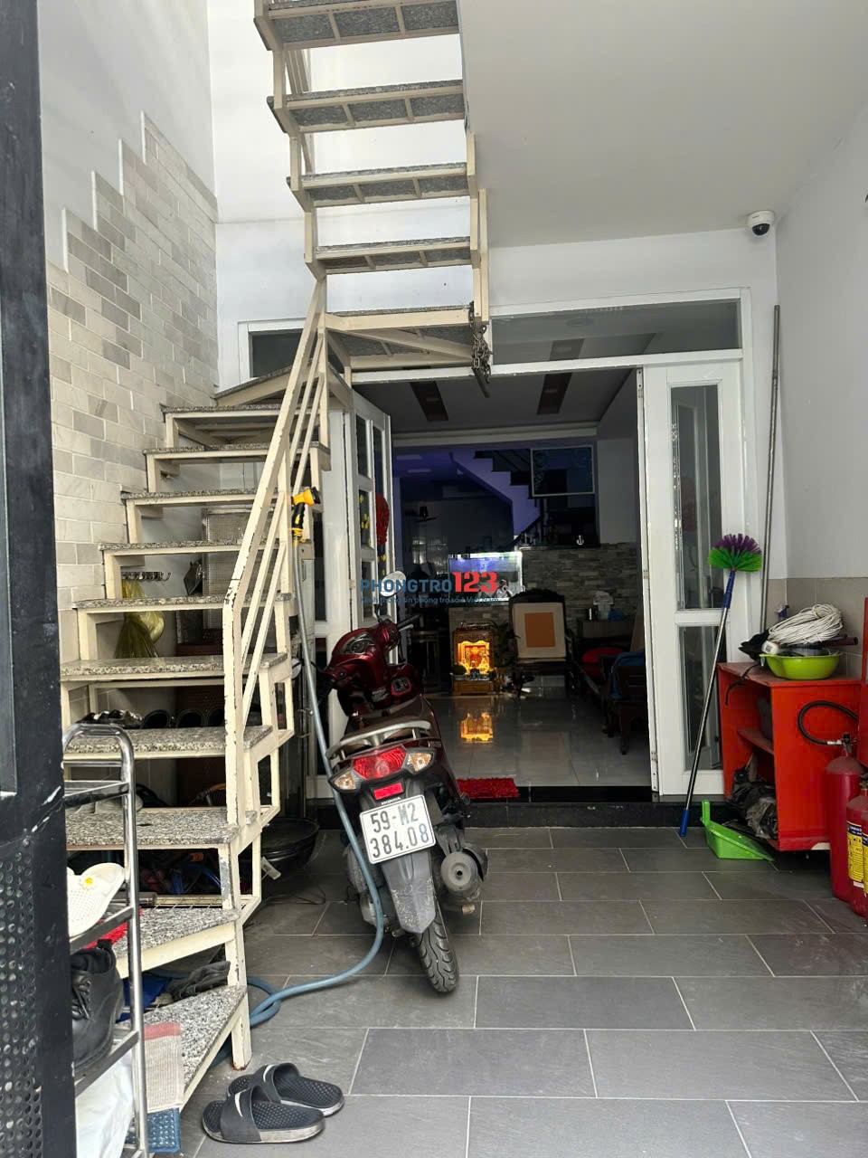 Cho thuê mặt bằng, văn phòng, nhà ở khu trung tâm HCQG