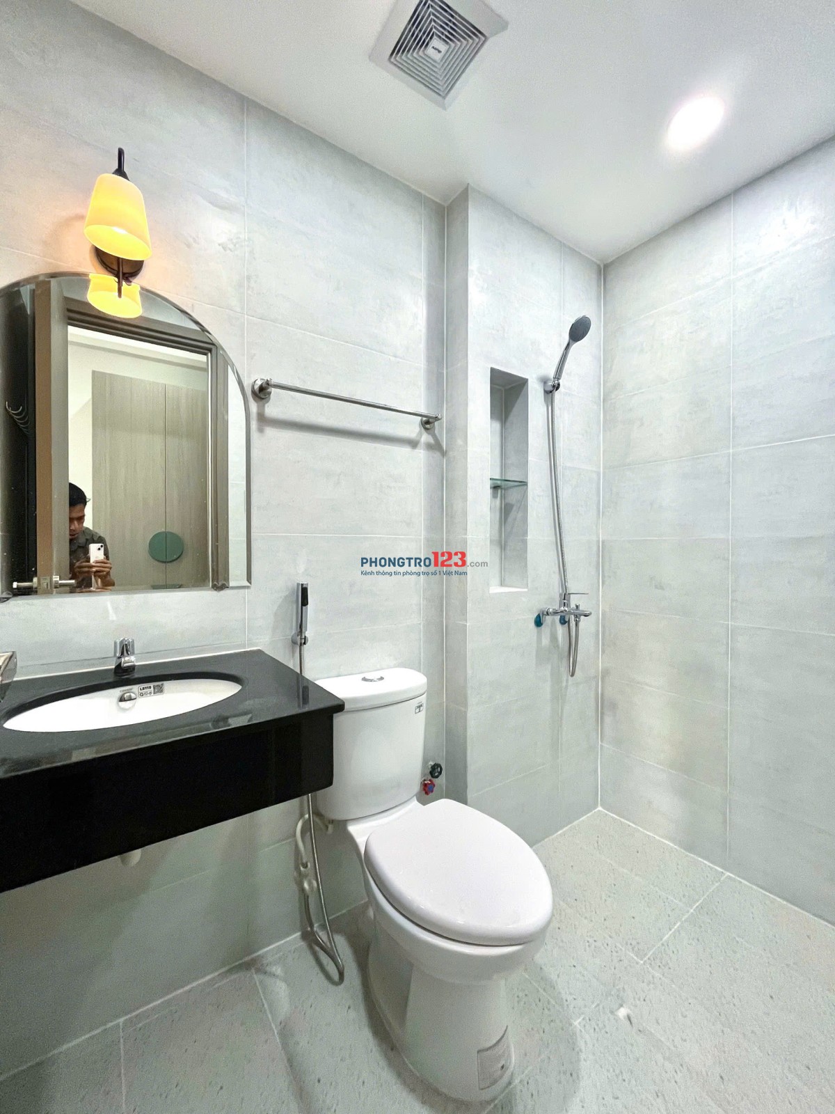 PHÒNG TRỌ BÌNH THẠNH GẦN CHỢ BÀ CHIỂU STUDIO 34m2 MÁY GIẶT RIÊNG BAN CÔNG LỚN BÙI ĐÌNH TÚY