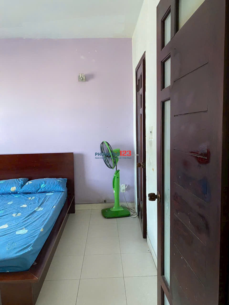 Chung cư 312 Lạc Long Quân, Q11: 2p ngủ, 2wc, full nội thất, 9tr