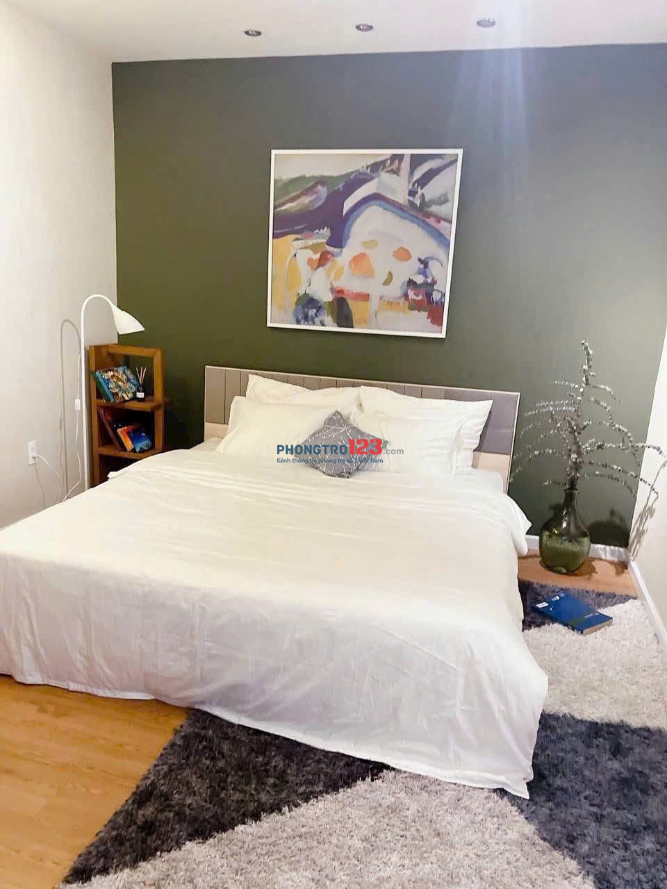 Căn 2p ngủ, 76m2, Lầu 1, Chung cư Bàu Cát, nhà trống, giá 9tr