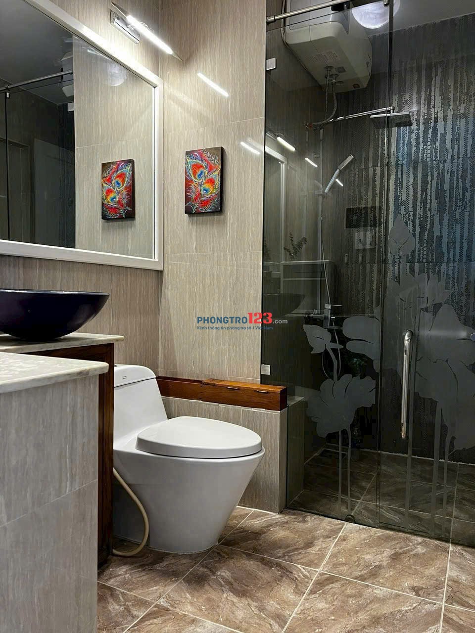 Căn 2p ngủ, 76m2, Lầu 1, Chung cư Bàu Cát, nhà trống, giá 9tr