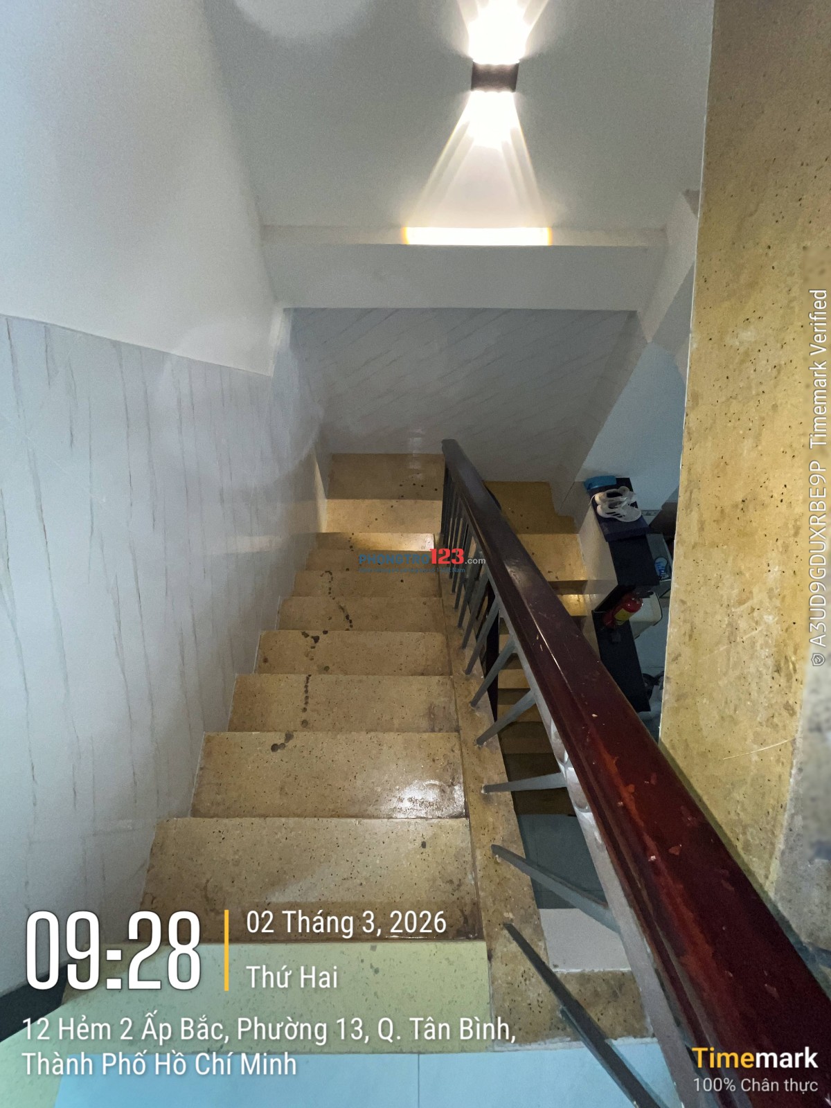 Cho thuê phòng 18m2 Núi Thành - Quận Tân Bình