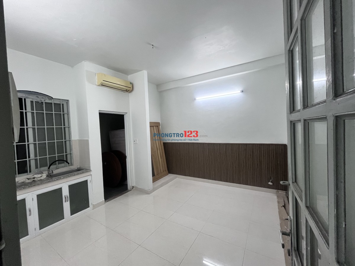 Phòng trọ đầy đủ nội thất trung tâm quận 10
