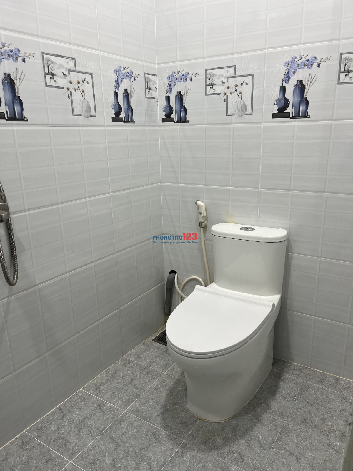 Cho thuê phòng 18m2 Núi Thành - Quận Tân Bình