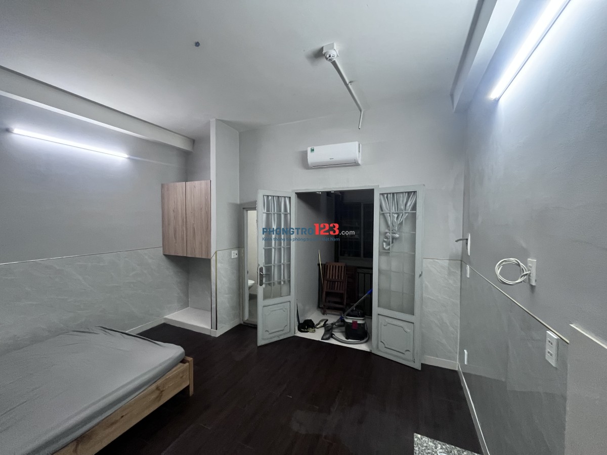 Phòng trọ đầy đủ nội thất trung tâm quận 10