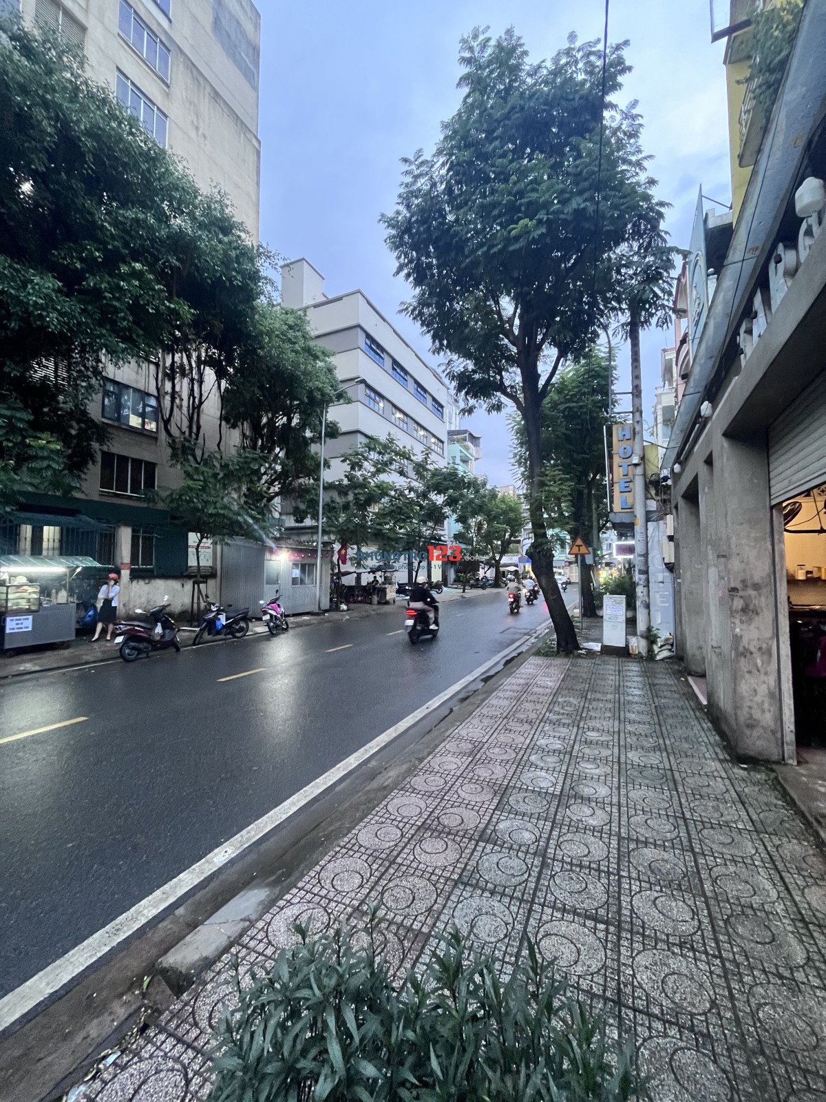 Phòng trọ đầy đủ nội thất trung tâm quận 10