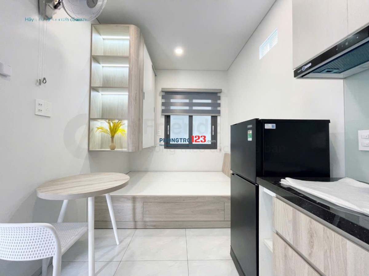 Cho thuê căn hộ có thang máy giá rẽ - chợ Bà Chiểu - khu Phan Xích Long - cầu Bông