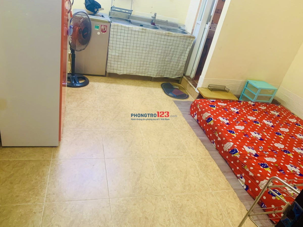 Y HINH có nội thất ngay Cầu Le Van Sy