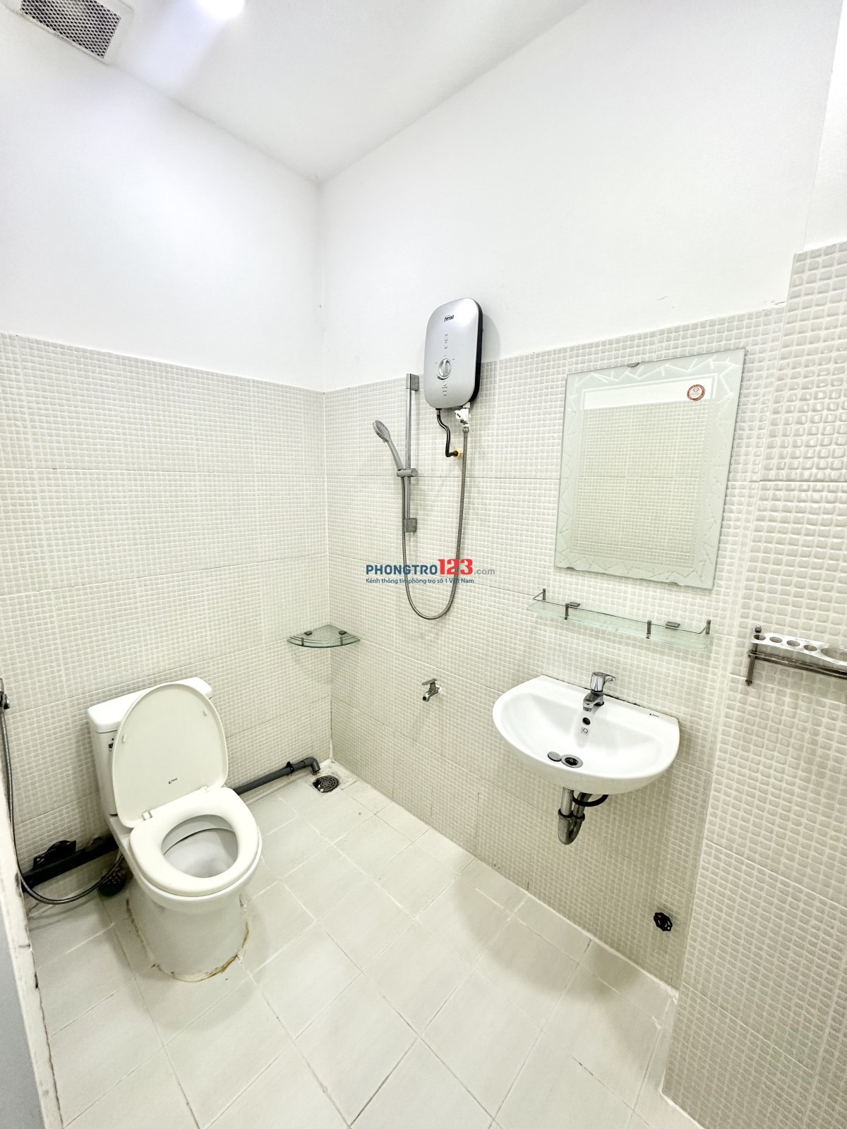 Phòng trong biệt thự ngay sau Giga Mall