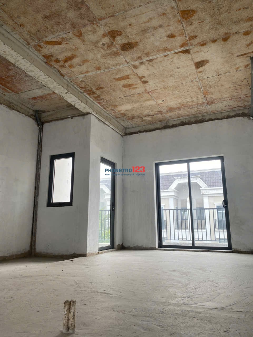 NHÀ PHỐ LIỀN KỀ, NHIỀU TIỆN ÍCH,GIÁ SINH VIÊN